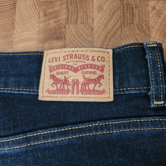 Levi's Classic Boot Cut size 14 women's denim jeans dark wash - Picture 10 of 16